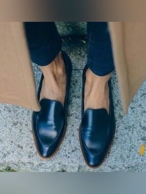 Everlane The Modern Loafer Leather Slip On Flats Almond Apron Toe Size 8.5